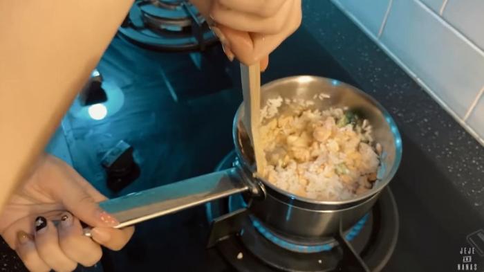 Bayi Baru Mengonsumsi Mpasi Ini Cara Membuat Mpasi 6 Bulan Yang Tepat ...