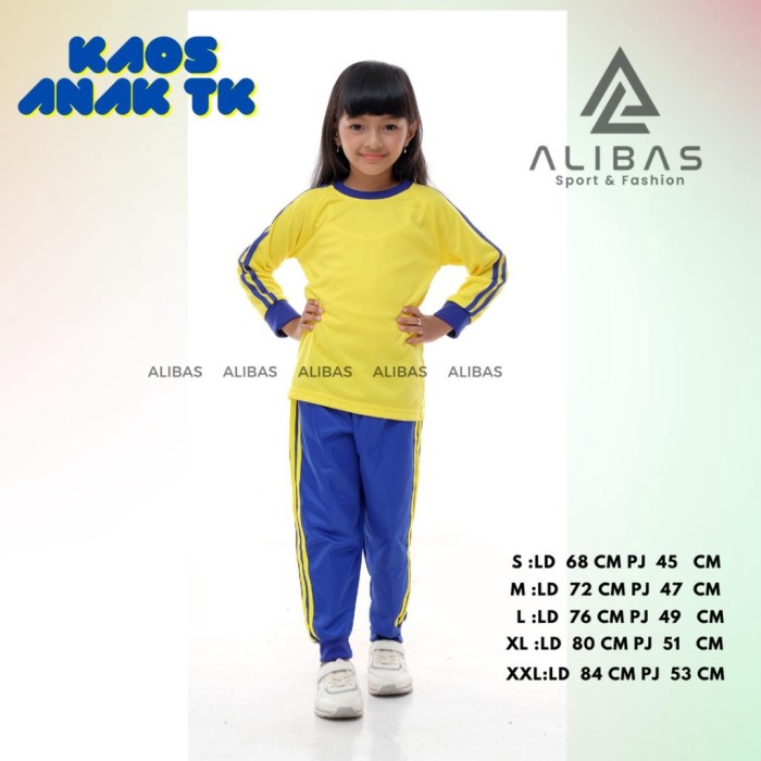 Setelan baju olahraga anak perempuan