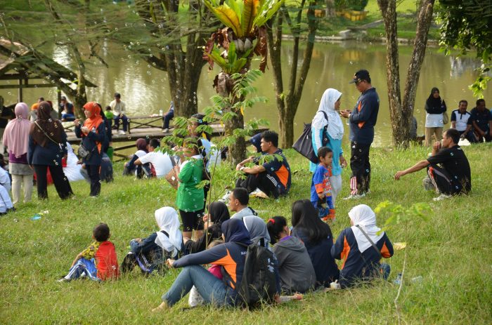 Kegiatan anak kuliah