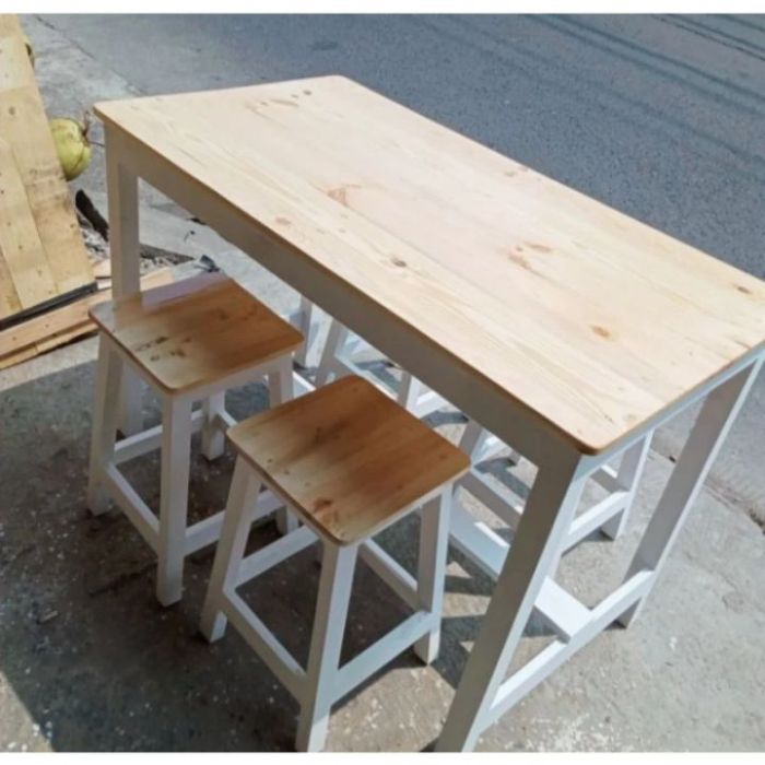 Meja rias mainan anak