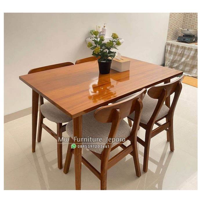 Meja rias mainan anak