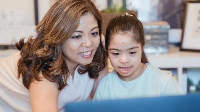 Cara Melatih Anak Agar Cepat Bicara, Menstimulasi Kemampuan Bicara Anak ...