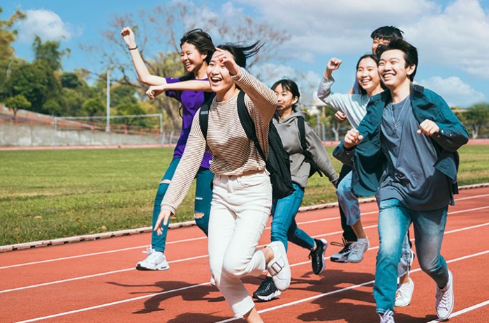 Usia berapa bayi boleh makan