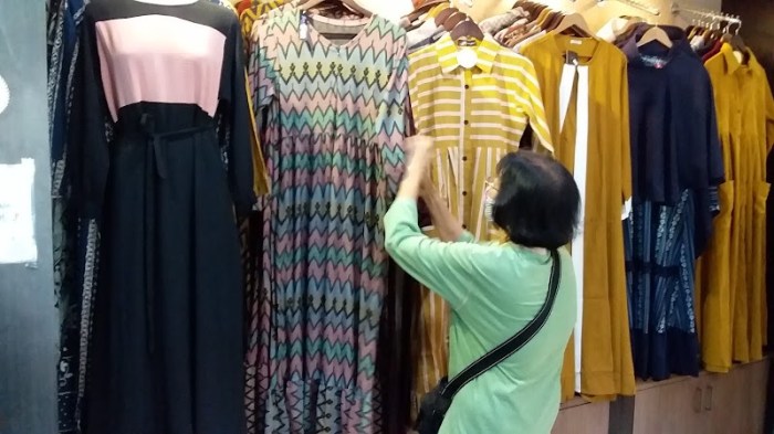 Toko baju hem terdekat
