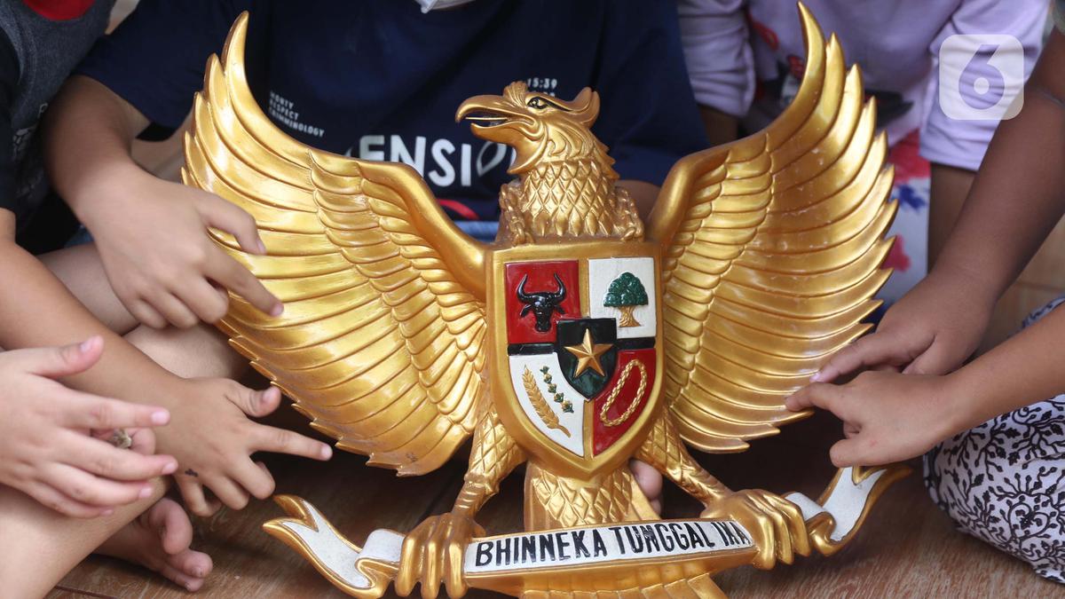 Pancasila sebagai ideologi terbuka berarti