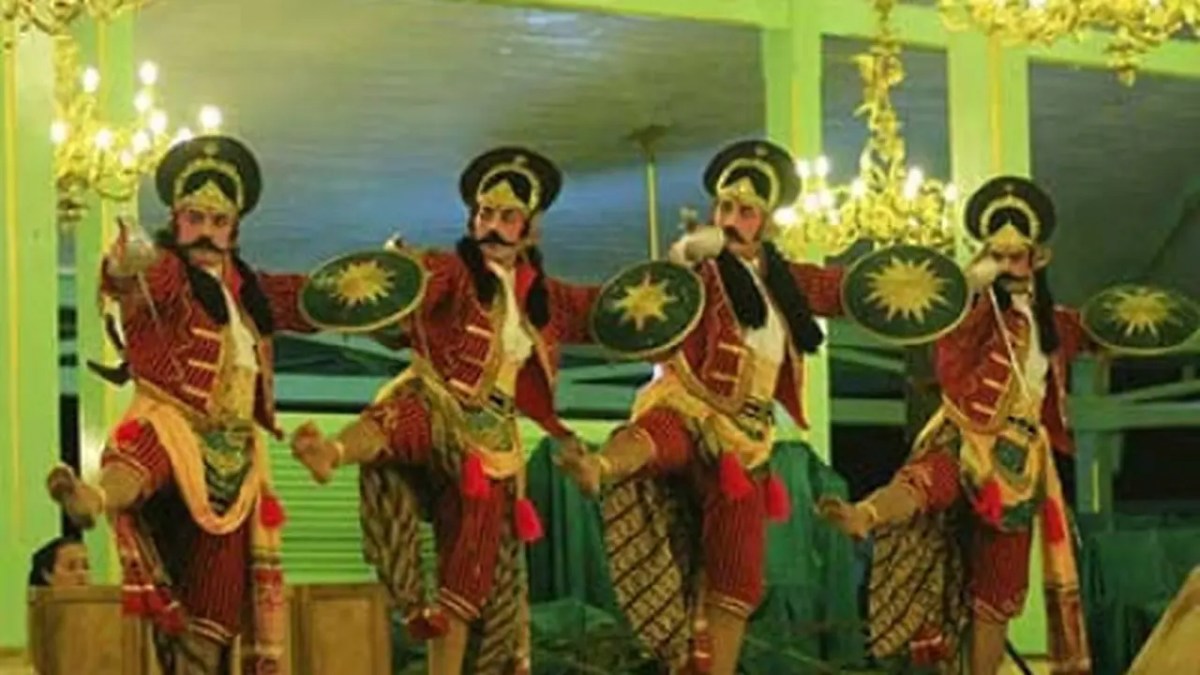 Apa yang Dimaksud dengan Properti Tari? Pahami dari Pengertian dan ...