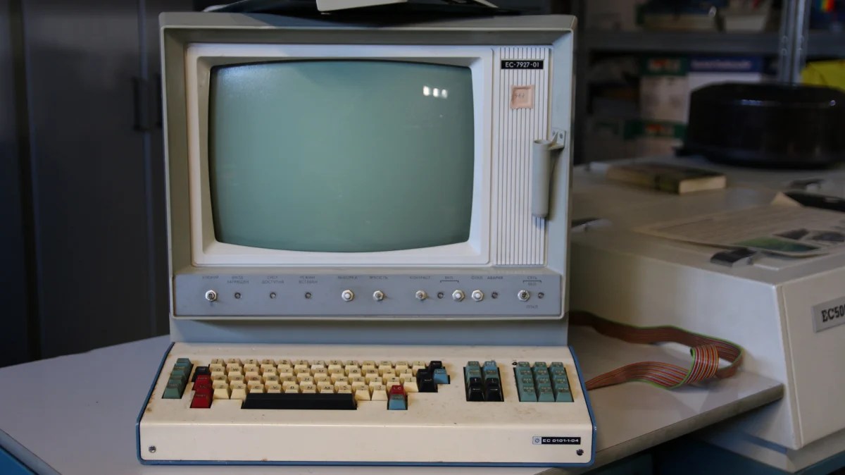 PrAnDeL's bLoG: [Informática] Os 10 sites mais antigos da Internet