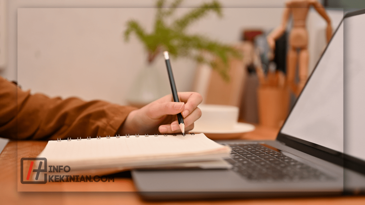 Kalimat efektif adalah